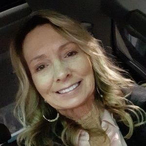 Meet your Posher, Brenda